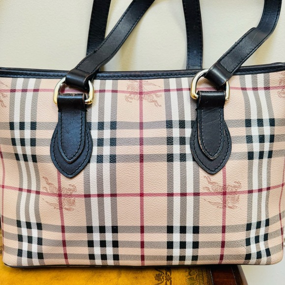 Burberry Regent Haymarket Check Tote Bag Made in Italy - Picture 4 of 16